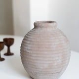 Detalle Jarron decorativo de ceramica Terra Marron MAIA